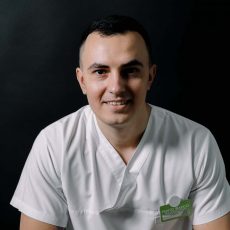 Eugen Zaicov (Zaikov Evgheni) - Prothetiker Zahnarzt Punto Bianco Klinik Chisinău, Moldawien