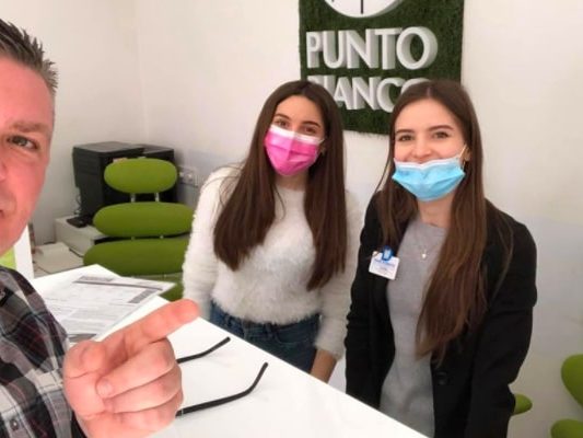 Søren together with the staff from Punto Bianco